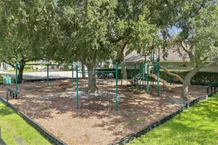18022 Lake Reflections Blvd, Lutz, FL 33558 - Photo 30