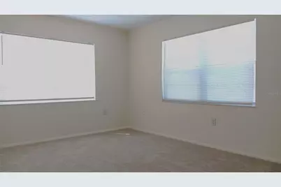 327 34th Avenue N #304, Saint Petersburg, FL 33704 - Photo 8