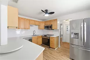 2710 16th Ave N, Saint Petersburg, FL 33713 - Photo 16