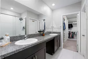 407 Royal Empress Dr, Ruskin, FL 33570 - Photo 28