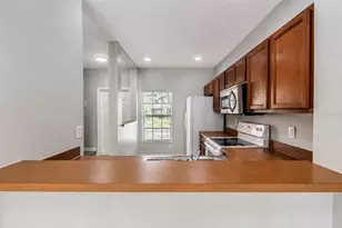 8543 Trail Wind Dr, Tampa, FL 33647 - Photo 8