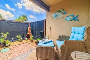 782 Village Lake Terrace N, Saint Petersburg, FL 33716 - Photo 10