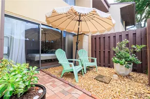 782 Village Lake Terrace N, Saint Petersburg, FL 33716 - Photo 12