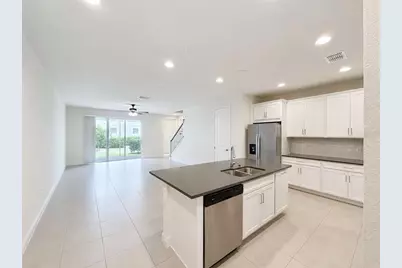 2404 Arch Ave, Oldsmar, FL 34677 - Photo 12