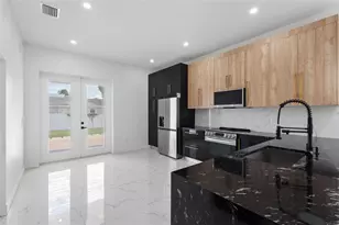 902 W Sligh Ave, Tampa, FL 33604 - Photo 24