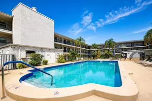 4050 4th St N, Saint Petersburg, FL 33703 - Photo 6
