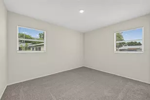 5635 Stull Ave, Orlando, FL 32810 - Photo 16