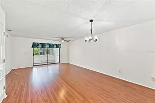 304 Kelsey Way, Sun City Center, FL 33573 - Photo 8
