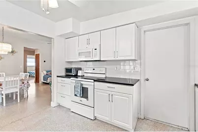 11610 116th Street, Seminole, FL 33778 - Photo 12