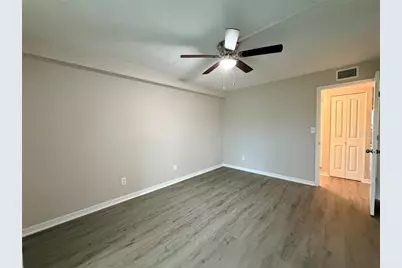 4885 1st Street NE #117, Saint Petersburg, FL 33703 - Photo 12