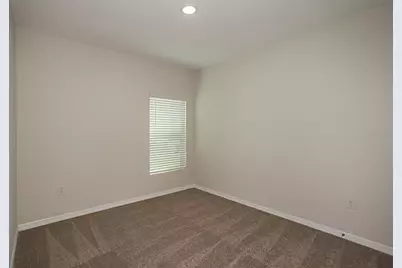 33816 Noble Creek Place, Dade City, FL 33525 - Photo 18