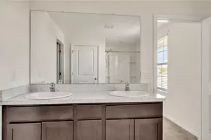 16636 Windmill Forge Pass, Wimauma, FL 33598 - Photo 4