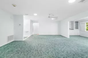 1613 Laughton Pl, Sun City Center, FL 33573 - Photo 10