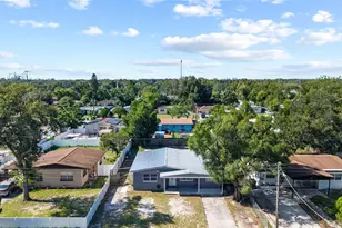 2313 E 111th Ave, Tampa, FL 33612 - Photo 36