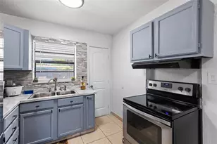 2313 E 111th Ave, Tampa, FL 33612 - Photo 14