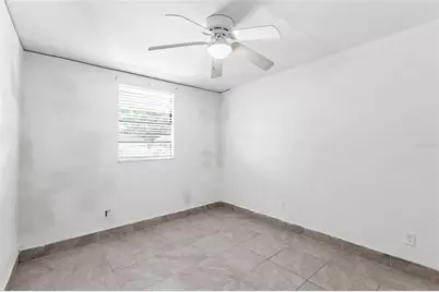 2313 E 111th Ave, Tampa, FL 33612 - Photo 22