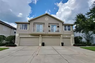 27822 Pleasure Ride Loop, Wesley Chapel, FL 33544 - Photo 2