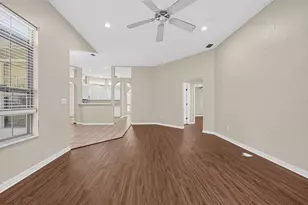 526 NW Savannah Cir, Lake City, FL 32055 - Photo 8