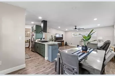 9009 1st Street NE, Saint Petersburg, FL 33702 - Photo 16