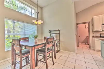 5847 Heronrise Crescent Drive, Lithia, FL 33547 - Photo 10