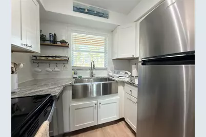 439 S Paula Drive #103, Dunedin, FL 34698 - Photo 8