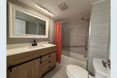 101 W Lemon Street #1, Tarpon Springs, FL 34689 - Photo 10