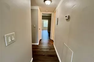 2000 World Pkwy Blvd, Clearwater, FL 33763 - Photo 10