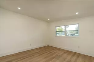 9805 N 54th St, Temple Terrace, FL 33617 - Photo 36