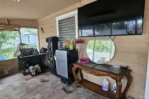 1410 E Annie St, Tampa, FL 33612 - Photo 12