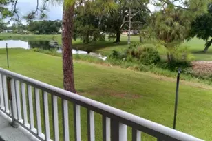 2117 Lakewood Club Dr S, Saint Petersburg, FL 33712 - Photo 2