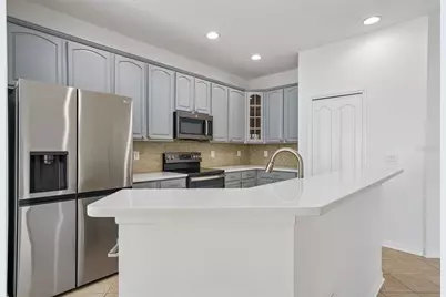 1810 Mira Lago Circle, Ruskin, FL 33570 - Photo 16