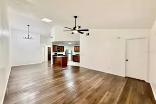 1317 Coolridge Dr, Brandon, FL 33511 - Photo 14