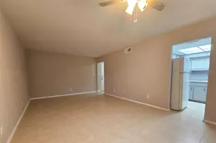 7610 W Powhatan Ave, Tampa, FL 33615 - Photo 4