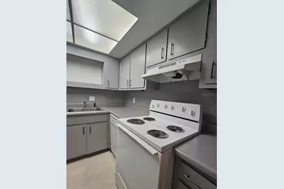 7610 W Powhatan Avenue #3, Tampa, FL 33615 - Photo 6