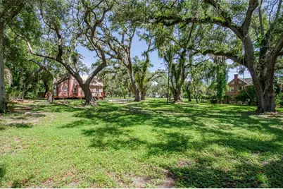 1510 22nd Avenue S, Saint Petersburg, FL 33705 - Photo 8