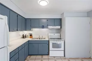 802 Papaya Dr, Tampa, FL 33619 - Photo 18