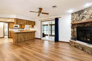 35025 Raintree Dr, Fruitland Park, FL 34731 - Photo 6