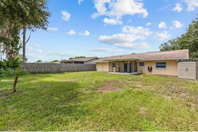 1707 Hibiscus Circle N, Oldsmar, FL 34677 - Photo 32