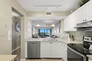 6104 Palma Del Mar Blvd S, Saint Petersburg, FL 33715 - Photo 4