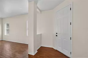 1824 Atlantic Dr, Ruskin, FL 33570 - Photo 6