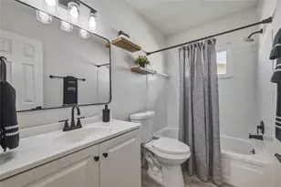 209 SE Monroe Cir N, Saint Petersburg, FL 33703 - Photo 14