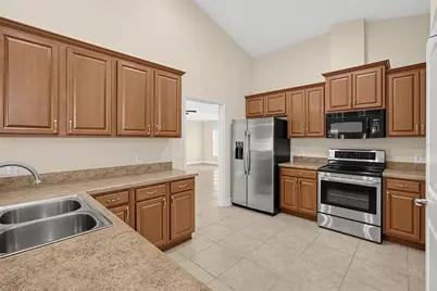 1170 Kittansett Lane, Auburndale, FL 33823 - Photo 8