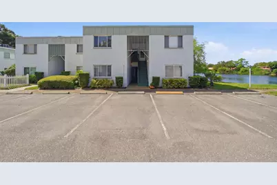 811 N Keene Road #V7, Clearwater, FL 33755 - Photo 1
