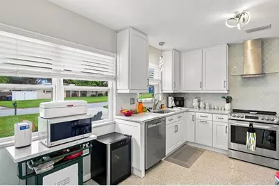 1631 Elizabeth Lane, Clearwater, FL 33755 - Photo 12