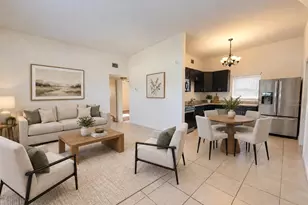 6711 Dartmouth Ave N, Saint Petersburg, FL 33710 - Photo 2