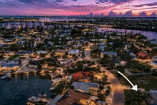 3982 Poinsettia Dr, Saint Pete Beach, FL 33706 - Photo 1