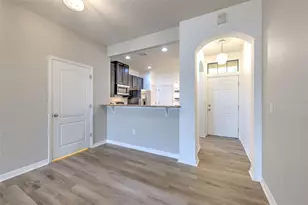 5116 Bay Isle Cir, Clearwater, FL 33760 - Photo 12