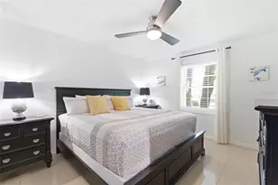 5280 Coquina Key Dr SE, Saint Petersburg, FL 33705 - Photo 20