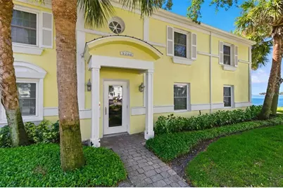 5280 Coquina Key Drive SE #A, Saint Petersburg, FL 33705 - Photo 2