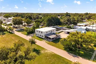 6106 12th St, Zephyrhills, FL 33542 - Photo 4